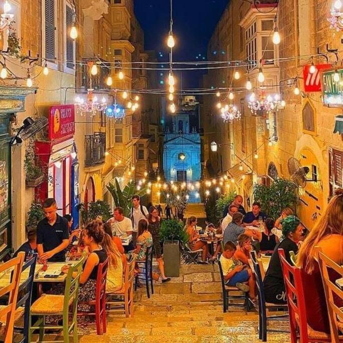Flat In Βαλέτα Εξωτερικό φωτογραφία